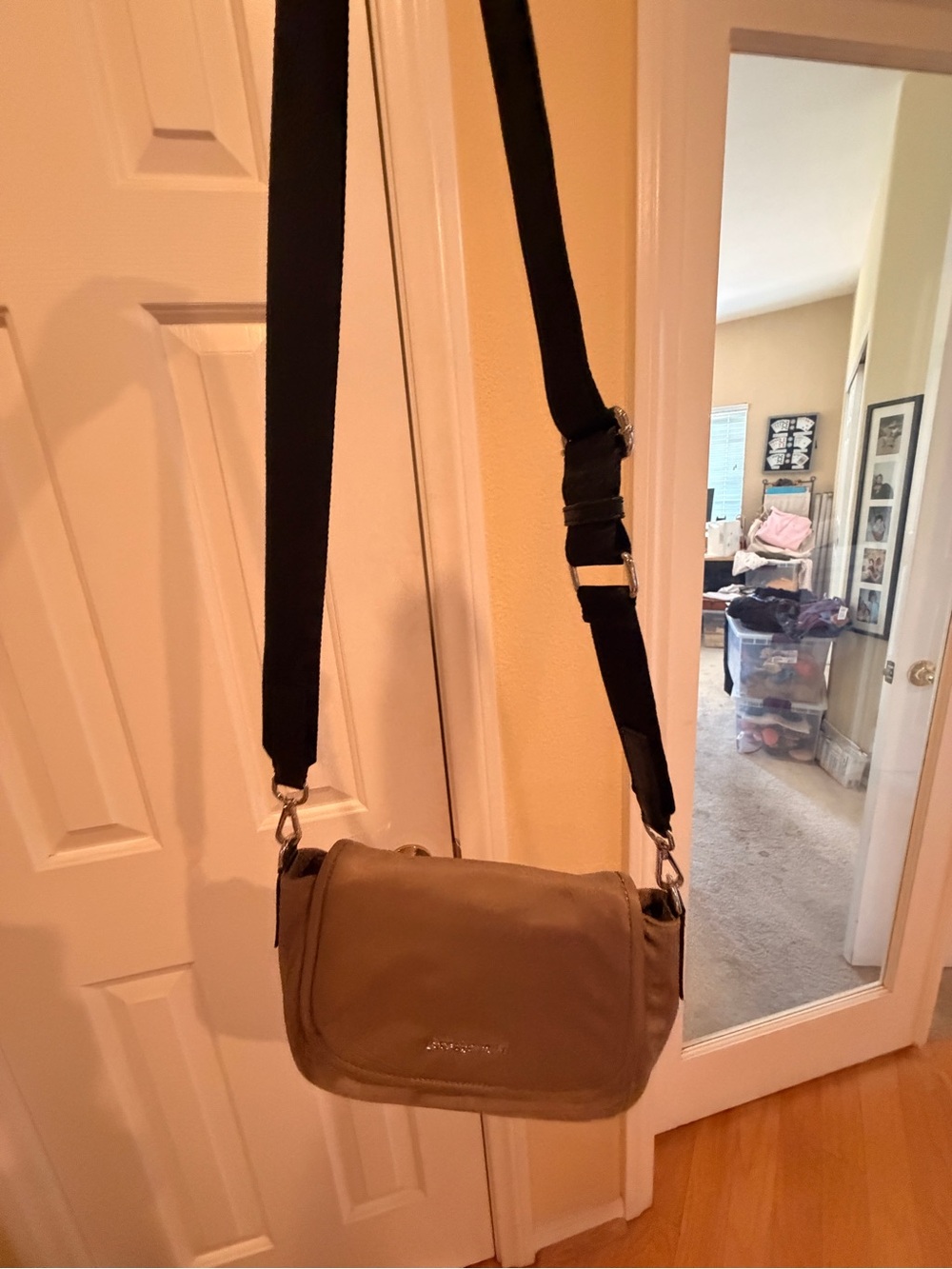 Adolfo Dominguez Crossbody Bag in light brown